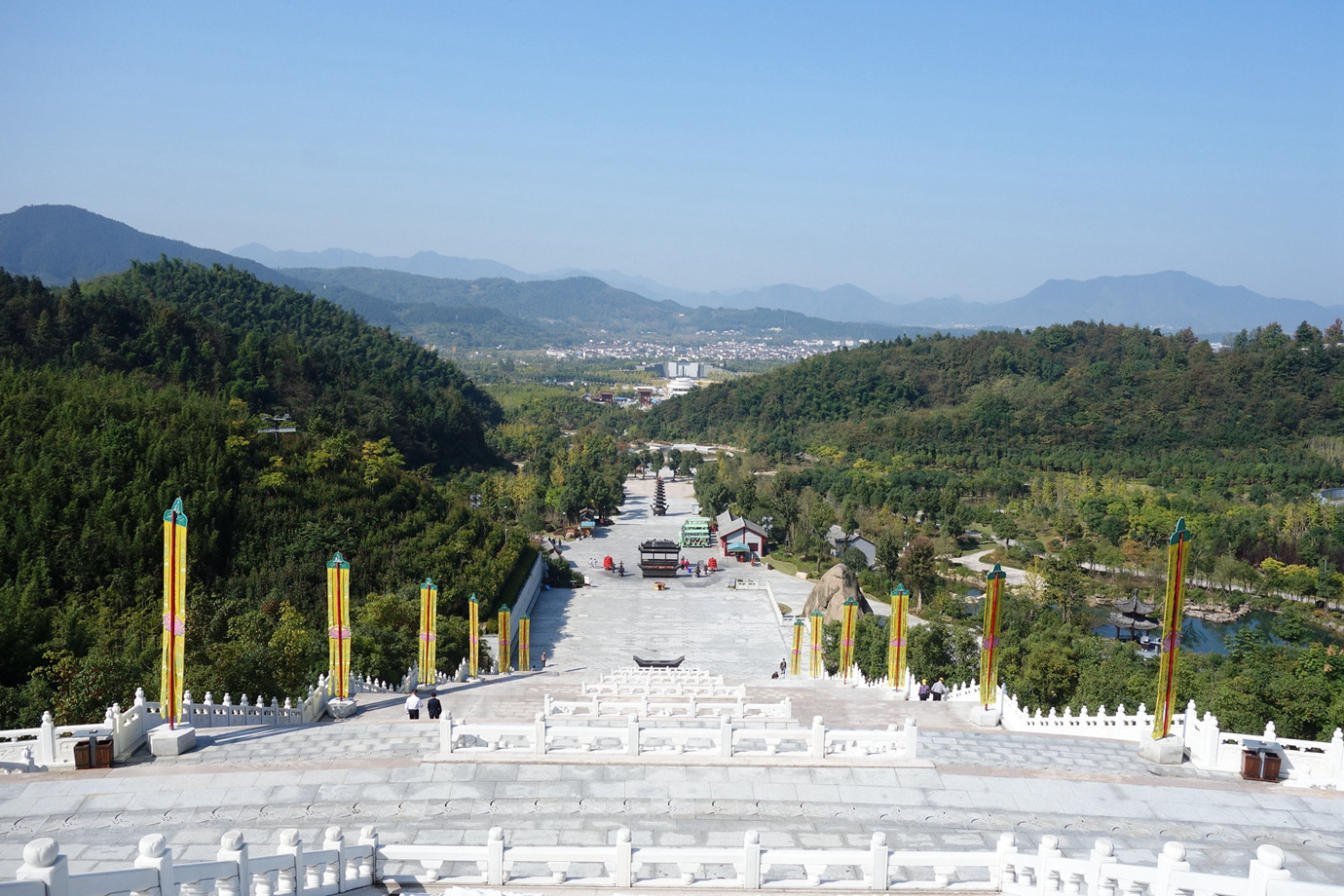 安徽池州-九華山大願地藏園區